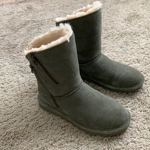Bearpaw boots